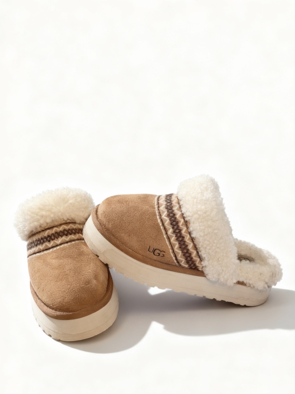 UGG Disquette Chestnut Atherson Slippers